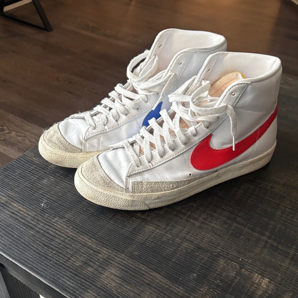 Nike White and Red High-Tops with Blue Accent